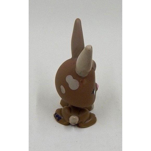Littlest Pet Shop Tan Bunny Rabbit Blue Eyes Hasbro 2009 LPS - Picture 4 of 9
